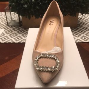 Women’s blush suede heel